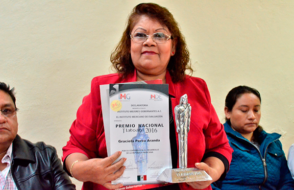 Premio Tlatoani para alcaldesa antorchista