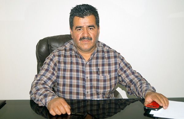 Presidente de Huitzilan trabaja con su pueblo: edil de Atempan