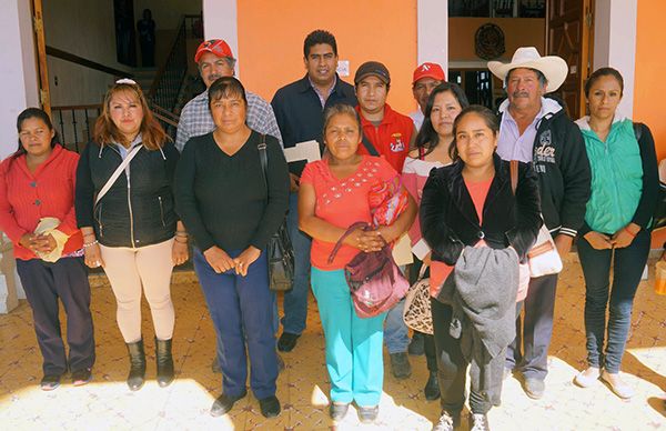 Antorchistas de Chignautla solicitan apoyo para clínica