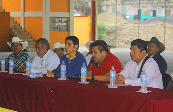 No están solos, les dice estudiante a los antorchistas huitziltecos