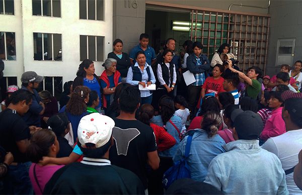 Encabeza regidora antorchista gestión de bachillerato