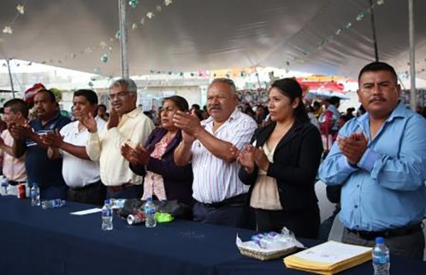 Estudien para que dirijan al pueblo: Antorcha