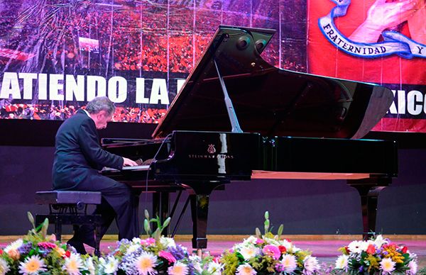 Bátiz y la Sinfónica del Edomex en Puebla; Antorcha invita
