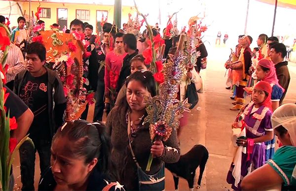 Encabeza Antorcha mayordomía de San Cristóbal