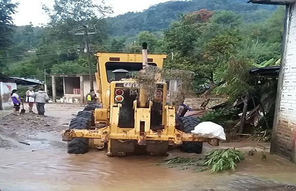 Solicitan apoyos por derrumbes e inundaciones
