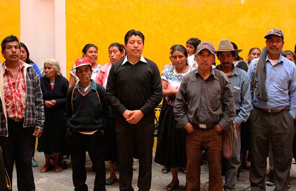 Solicitan campesinos protección de un manantial  