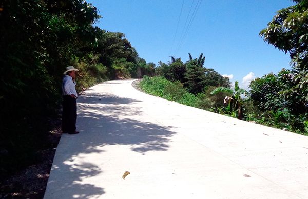 Lleva Antorcha progreso a Cuetzalan