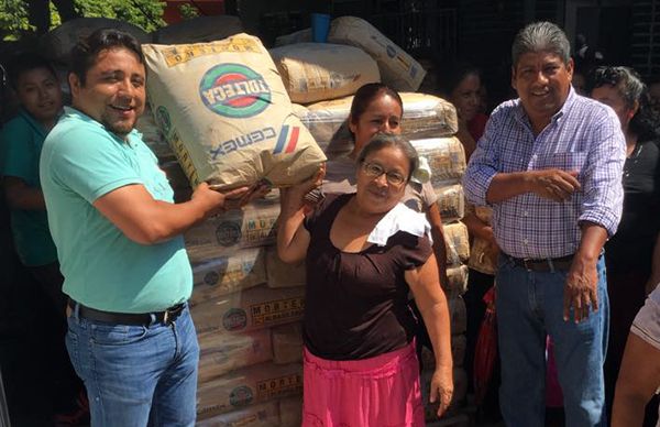 Entrega Antorcha vivienda en la Sierra Norte