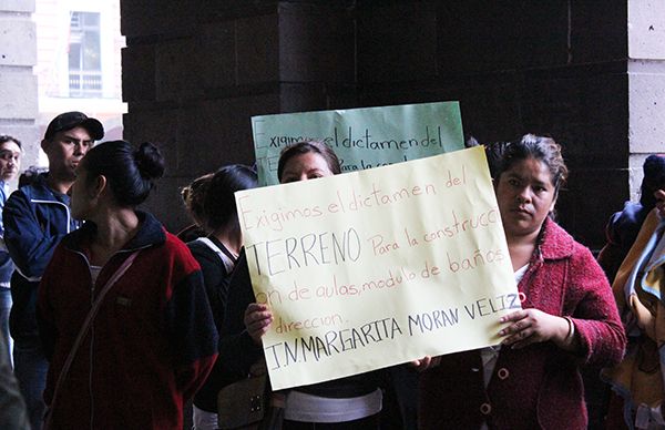 Exigen recurso para aulas de preescolar