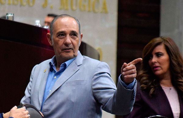 Condena Juan Celis represión de Mancera