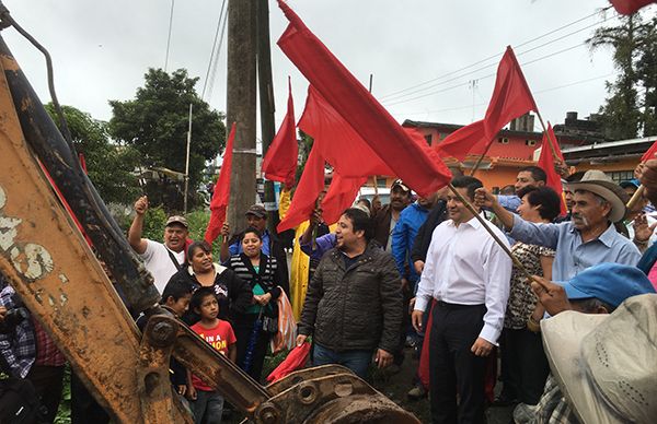   Arrancan obra en colonia antorchista