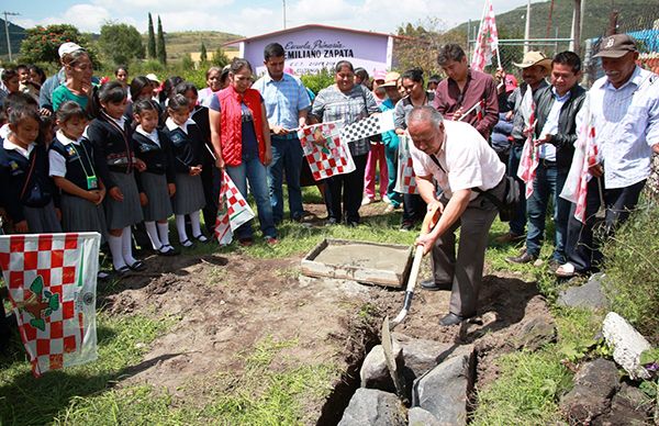 Arranca gobierno de Ocoyucan obras educativas y deportivas