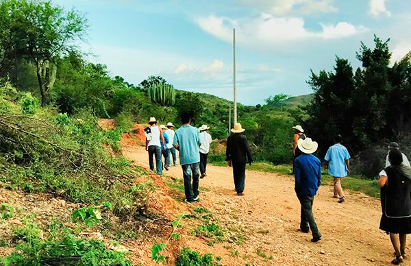 Logra Antorcha electrificación en Texcalapa