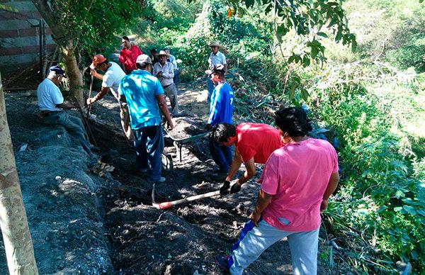 Fomenta Antorcha cultura de trabajo en Chietla