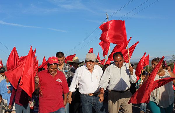  Inauguran obras en Tula