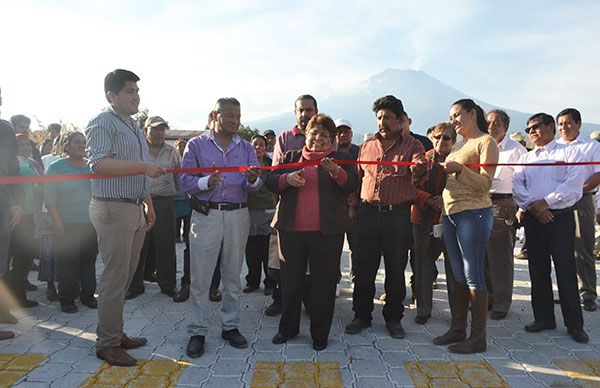  Inaugura Hersilia Córdova la obra No.74 en Atlixco