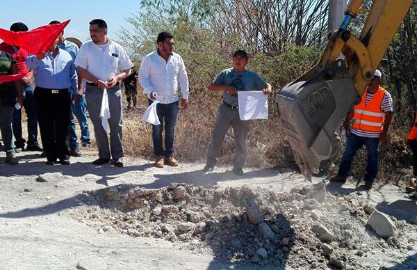  Gracias a Antorcha, inician obra en El Cascalote