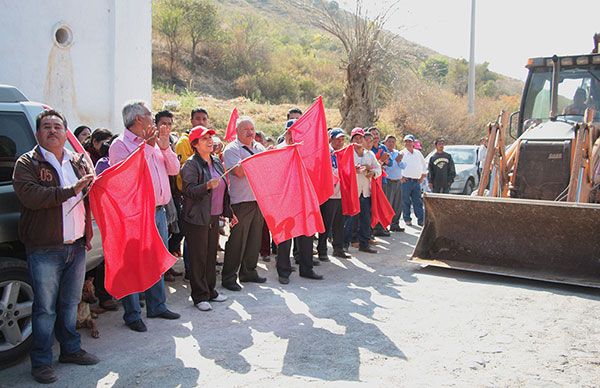 Inicia pavimentación en Chalchihuapan