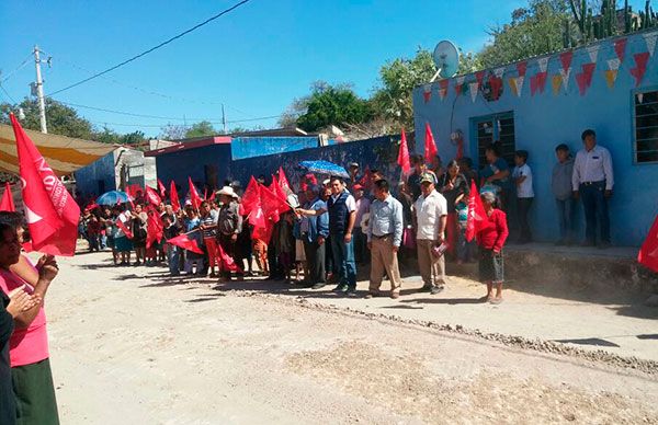 Inicia obra en Colucán