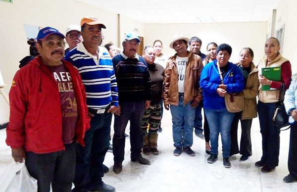 Piden al ayuntamiento de Saltillo invierta en obra social y certificación de vivienda