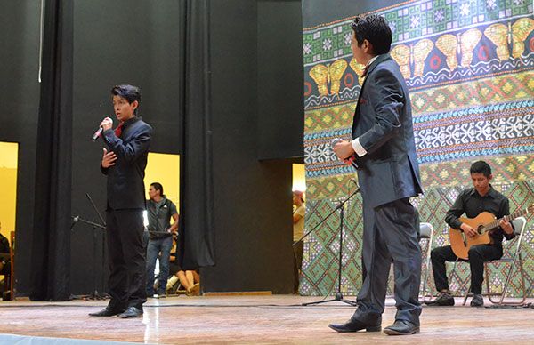 Obtiene Puebla primer lugar en dueto Libre Estudiantil