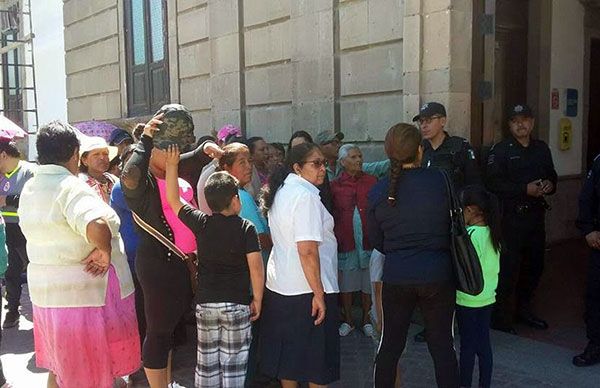   En Irapuato se entrega pliego petitorio al ayuntamiento