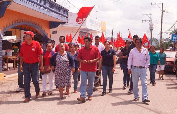   Gracias a Antorcha, Ayotoxco avanza