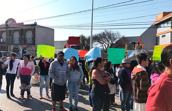 Exigen estudiantes liberación de clave