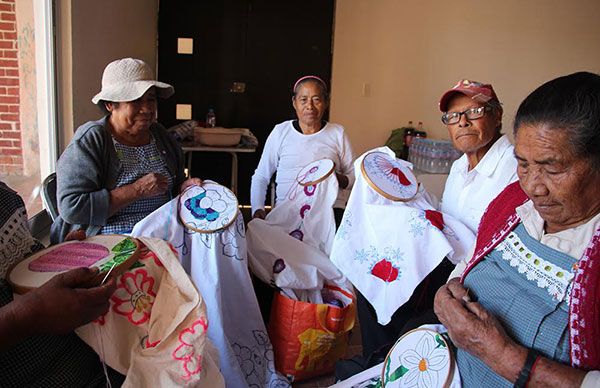 Impulsa Ocoyucan actividades para adultos mayores