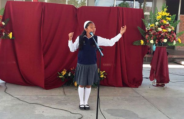   Promueven poesía y oratoria en Izúcar