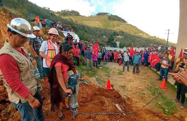 Achichinalco se urbaniza con Antorcha  