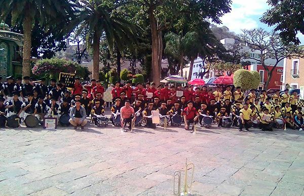  Ganan bandas de guerra de Teco concurso estatal