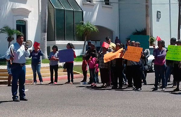 Alcalde de Huatabampo ignora las peticiones de los antorchistas 