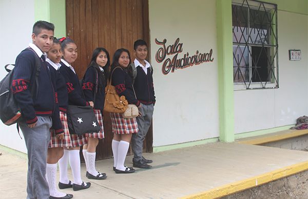 Invita CBTa 168 a estudiar en sus aulas