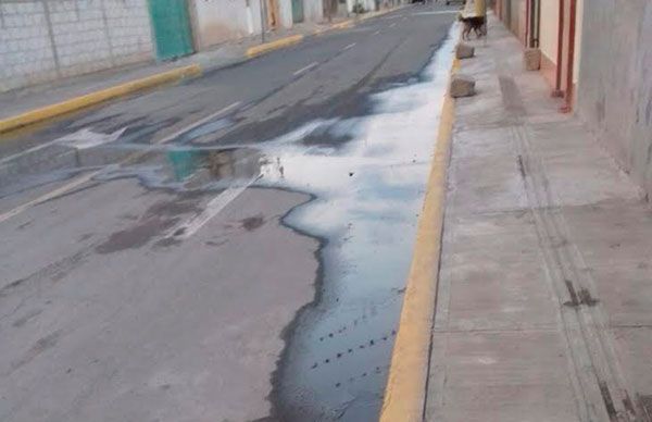 Denuncian obra en mal estado en la colonia 2 de Marzo