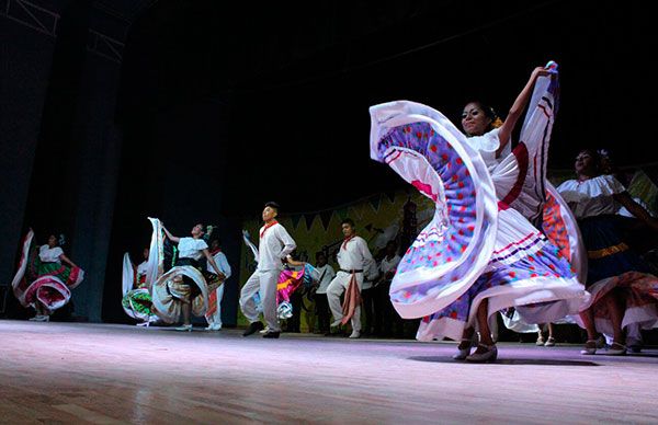  Cultura y tradición en la Feria Ahuatempan 2017