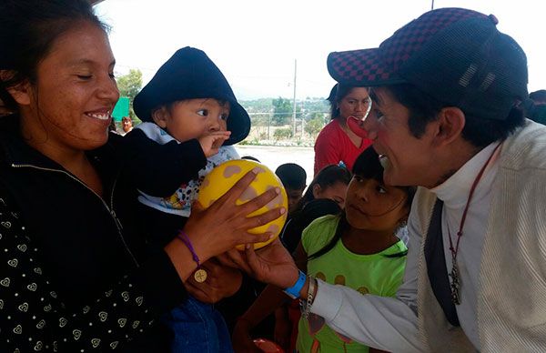 Antorcha festeja Día del Niño en Amozoc
