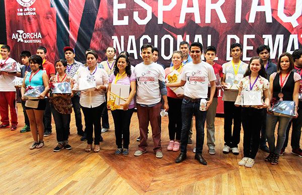 Puebla se coloca en primeros lugares en la V Espartaqueada de Matemáticas