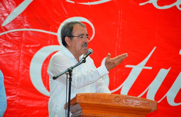 Celebran el día de estudiante en Teco