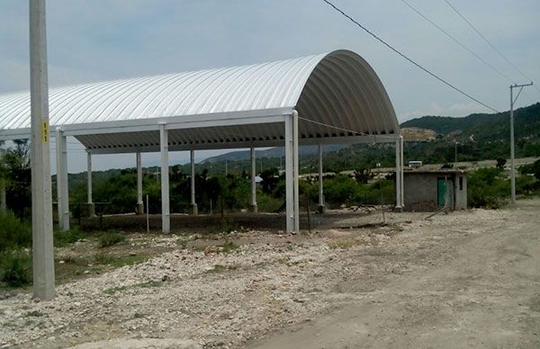  Inaugurarán techado en la colonia Resurrección