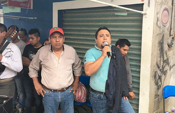 Inician de obra de pavimentación en Mecapala