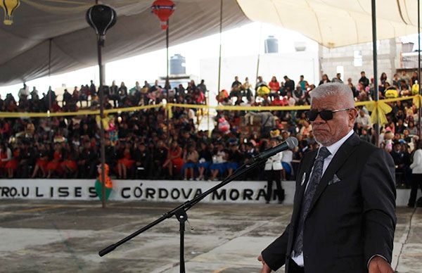  Estudiar y luchar, tareas de los graduados: Ulises Córdova Morán 