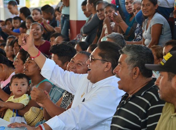 Luchando juntos para un mejor país... 