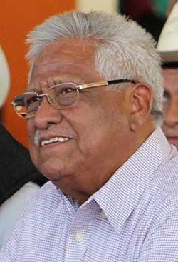 Continúan las frases de campaña