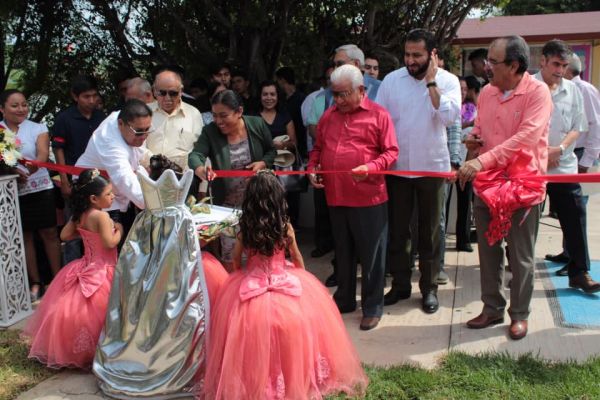 Inugura Aquiles Córdova espacios educativos  