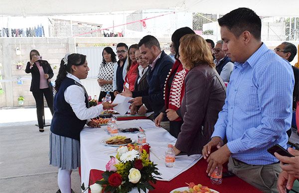 Mejoran preparatoria de la colonia Benjamín Herrera