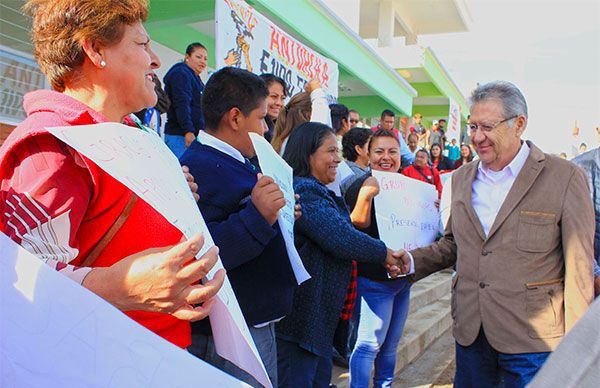 Avanza programa de rehabilitación de escuelas en el Ejido Santa María