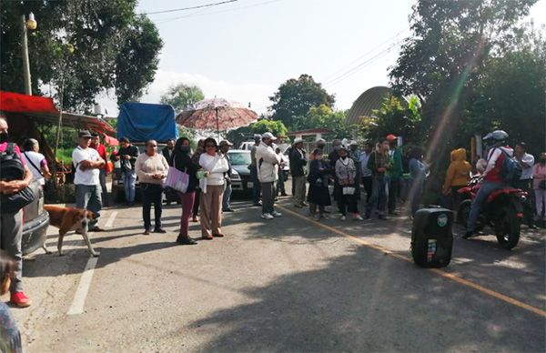 Protestan contra alcalde de Huauchinango; exigen obra pública
