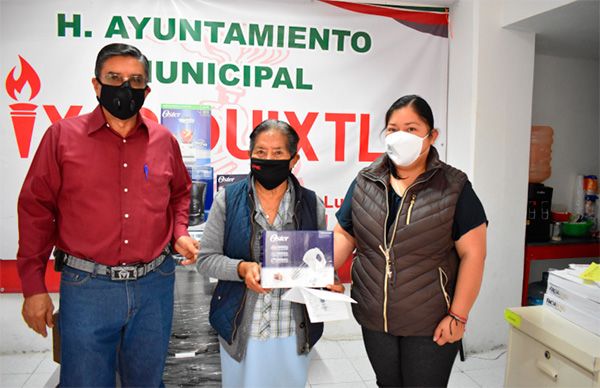 Realizan rifa para contribuyentes en Ixcaquixtla