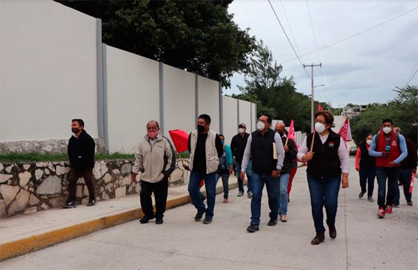 Alcaldesa de Tepexi inaugura obra en primaria